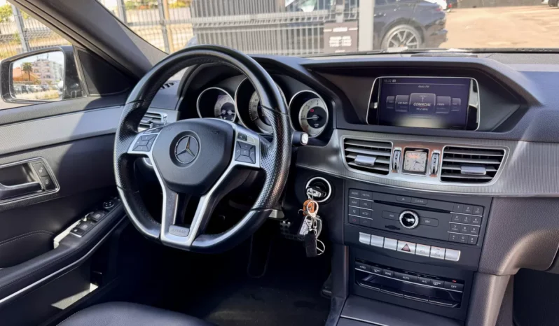 
								Mercedes-Benz E 250 BlueTEC Avantgarde Auto. full									