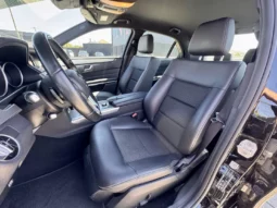 
										Mercedes-Benz E 250 BlueTEC Avantgarde Auto. full									