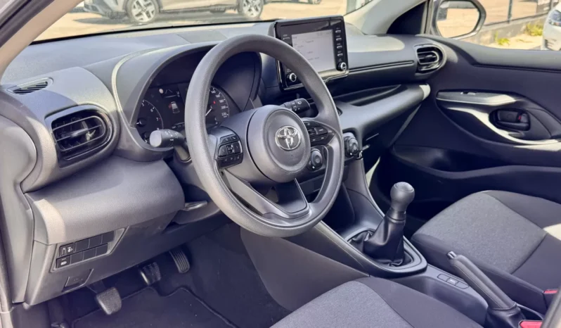 
								Toyota Yaris 1.0 VVT-i Comfort full									