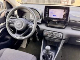 
										Toyota Yaris 1.0 VVT-i Comfort full									