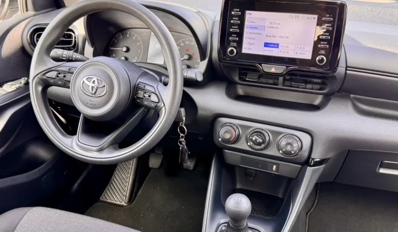 
								Toyota Yaris 1.0 VVT-i Comfort full									