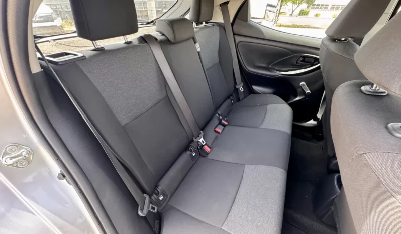 
								Toyota Yaris 1.0 VVT-i Comfort full									