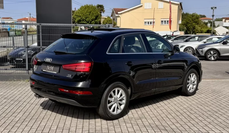 
								Audi Q3 2.0 TDI quattro Sport S tronic full									