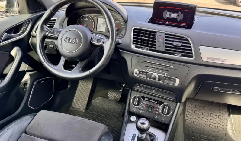 
								Audi Q3 2.0 TDI quattro Sport S tronic full									
