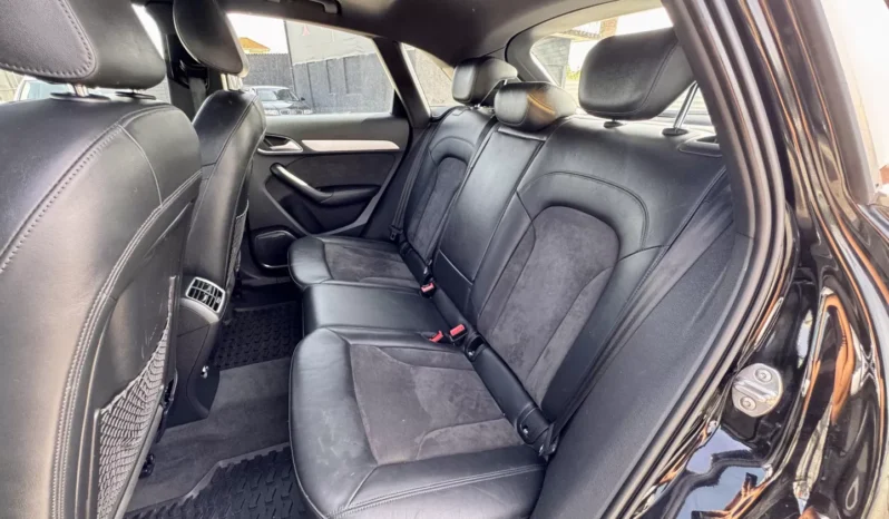 
								Audi Q3 2.0 TDI quattro Sport S tronic full									