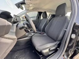 
										Peugeot 208 1.2 PureTech Active Pack full									