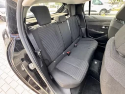 
										Peugeot 208 1.2 PureTech Active Pack full									