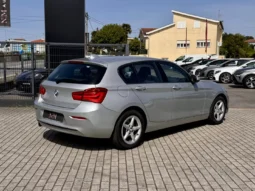 
										BMW 116 d Line Sport Auto full									