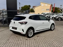 
										Renault Clio Evolution full									