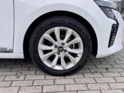 
										Renault Clio Evolution full									