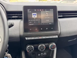 
										Renault Clio Evolution full									