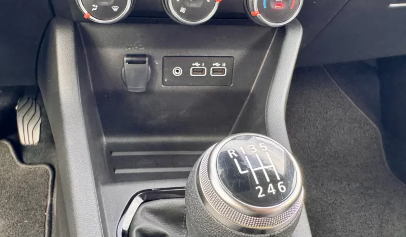 
								Renault Clio Evolution full									
