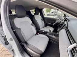 
										Renault Clio Evolution full									