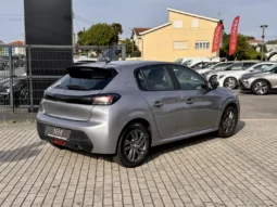 
										Peugeot 208 1.2 PureTech Active Pack full									