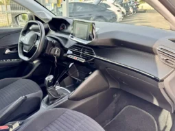 
										Peugeot 208 1.2 PureTech Active Pack full									