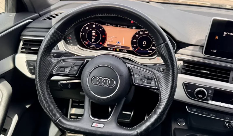 
								Audi A4 2.0 TDI S-line S tronic full									