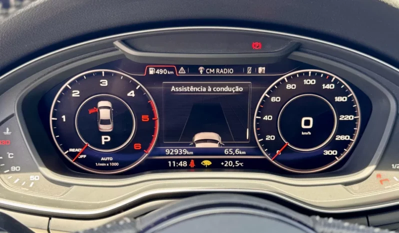 
								Audi A4 2.0 TDI S-line S tronic full									