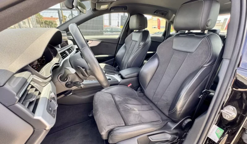 
								Audi A4 2.0 TDI S-line S tronic full									