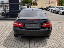 
										Mercedes-Benz E 220 CDI BlueEfficiency Auto full									