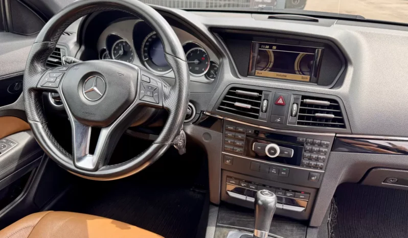 
								Mercedes-Benz E 220 CDI BlueEfficiency Auto full									
