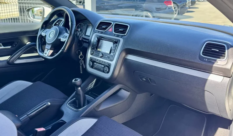 
								VW Scirocco 2.0 TDI R-Line full									