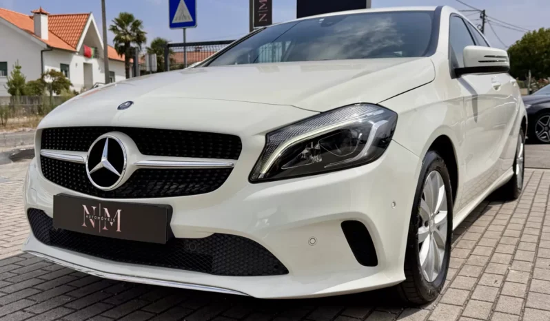 
								Mercedes-Benz A 200 d Urban full									