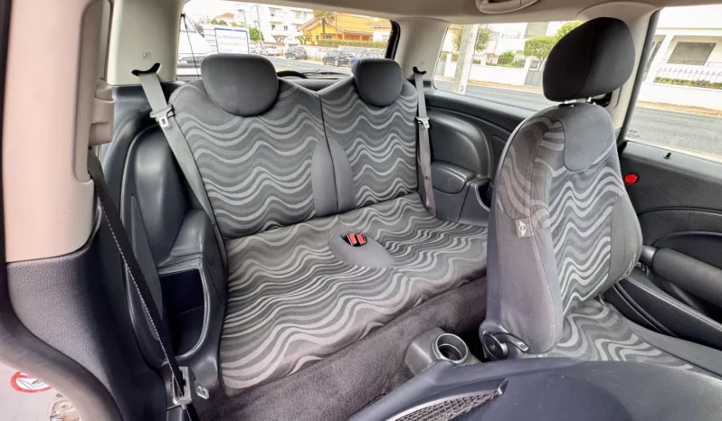 
								MINI 3 Portas One 1.4 D full									