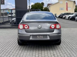 
										VW Passat 2.0 TDI Confortline full									