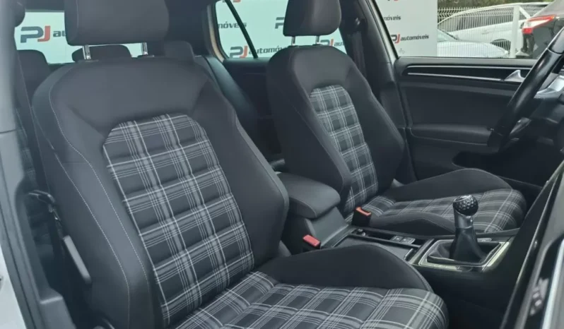 
								VW Golf full									