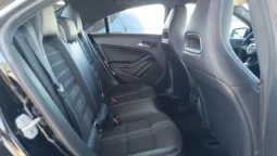 
										Mercedes-Benz CLA 220 full									