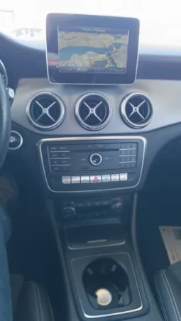 
										Mercedes-Benz CLA 220 full									