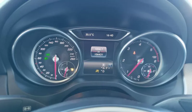 
								Mercedes-Benz CLA 220 full									