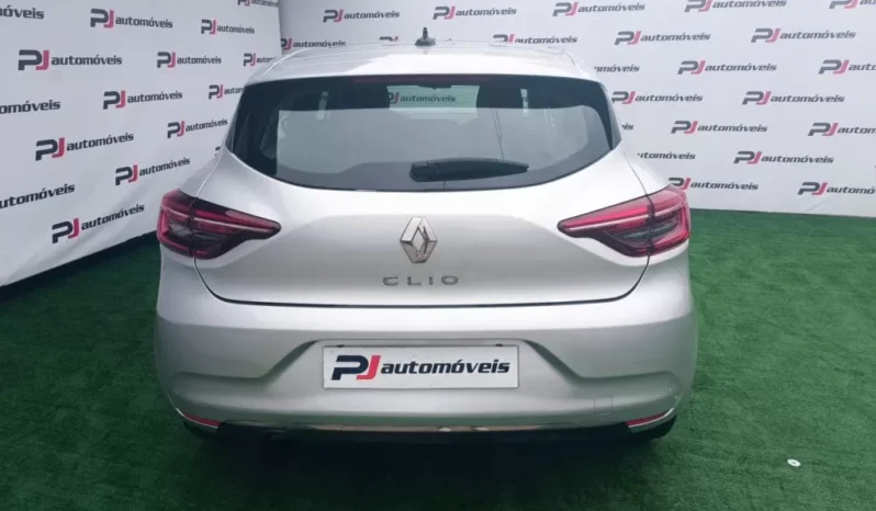 
								Renault Clio full									