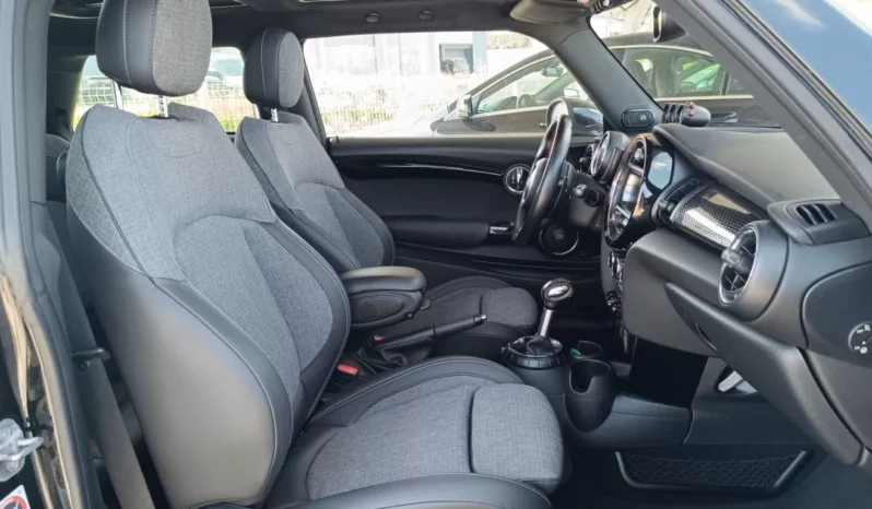 
								MINI Cooper full									