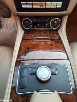 
										Mercedes-Benz CLS 250 CDI BlueEfficiency full									