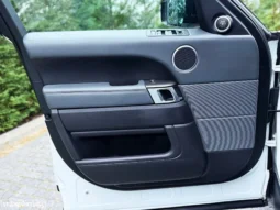
										Land Rover Range Rover TDV6 HSE full									