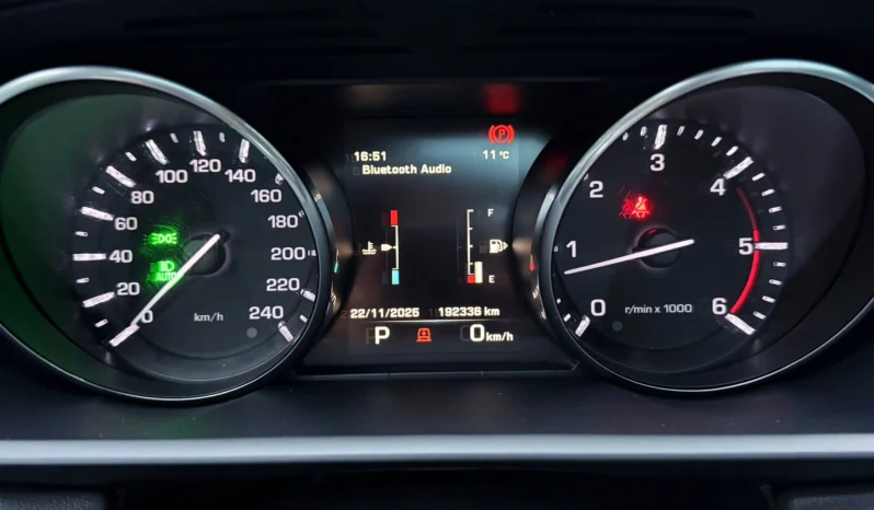 
								Land Rover Range Rover TDV6 HSE full									