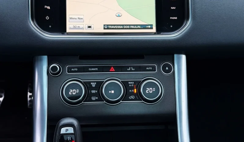 
								Land Rover Range Rover TDV6 HSE full									