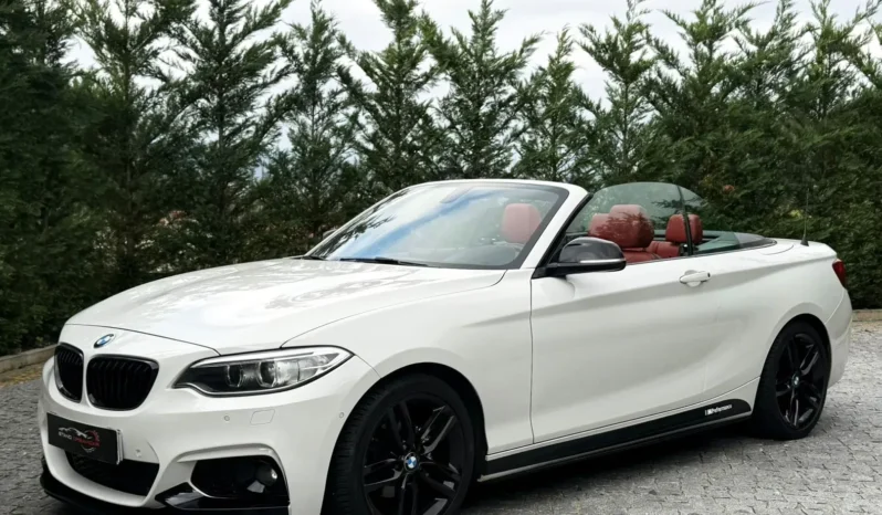 
								BMW 220 d Aut. M Sport full									