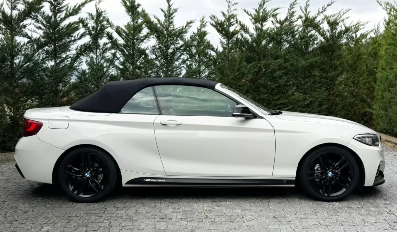 
								BMW 220 d Aut. M Sport full									
