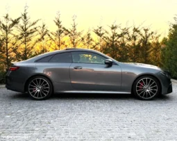 
										Mercedes-Benz E 220 d AMG Line Aut. full									