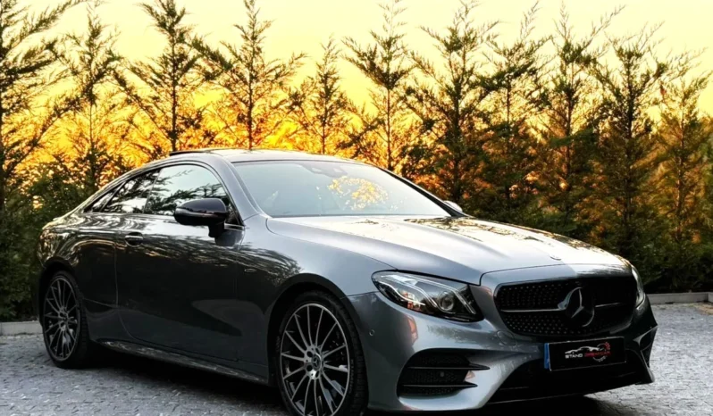 
								Mercedes-Benz E 220 d AMG Line Aut. full									