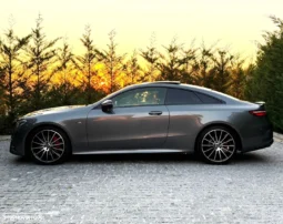 
										Mercedes-Benz E 220 d AMG Line Aut. full									