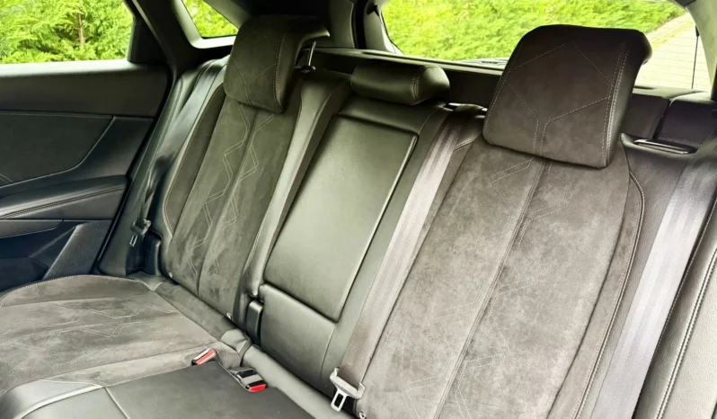 
								DS DS7 Crossback BlueHDI 130 Aut. Performance Line + full									