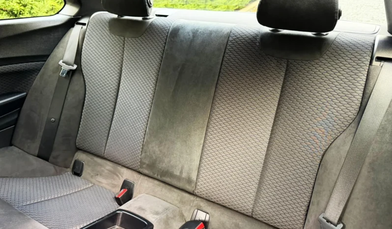 
								BMW 220 d Coupe Pack M Auto full									