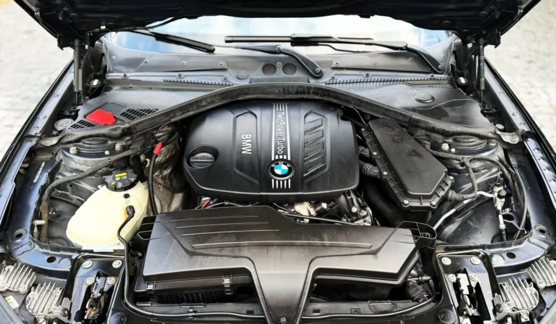 
								BMW 220 d Coupe Pack M Auto full									