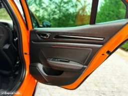 
										Renault Mégane TCe 300 GPF R.S. TROPHY full									