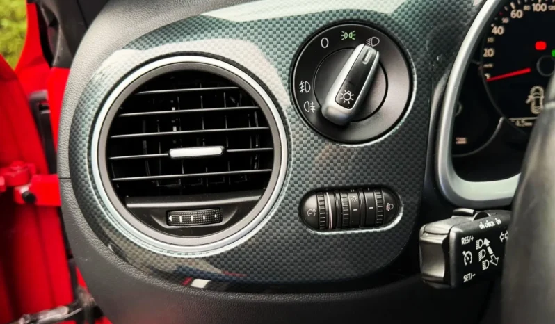 
								VW New Beetle 2.0 TSI Sport DSG full									