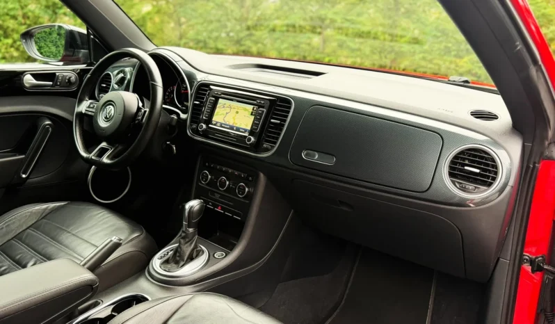 
								VW New Beetle 2.0 TSI Sport DSG full									