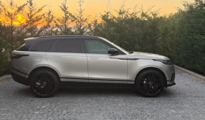 
								Land Rover Range Rover Velar 2.0 D R-Dynamic HSE full									